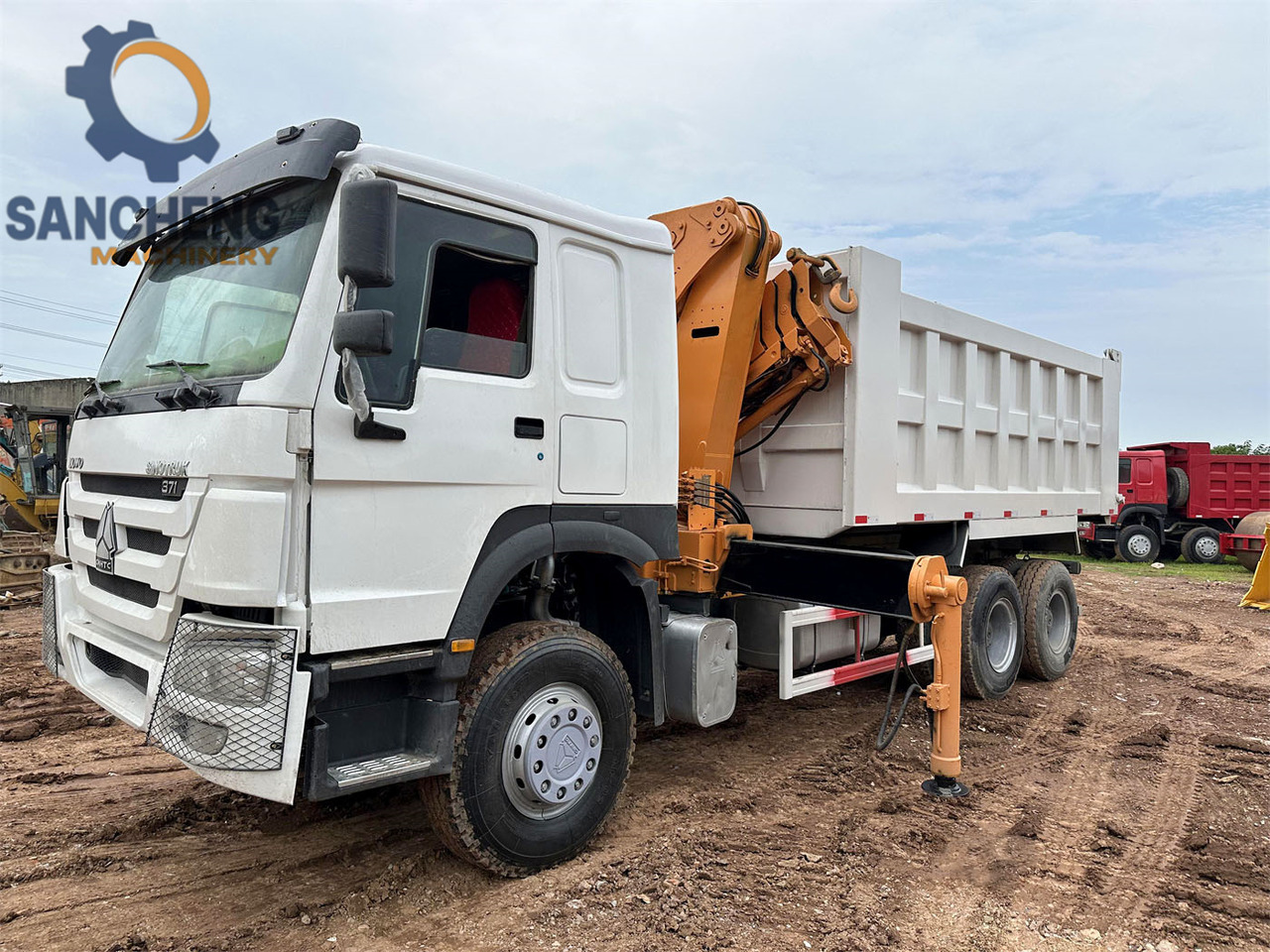SINOTRUK Howo 371 6x4 crane truck - Lastbil med kran: billede 4 SINOTRUK Howo 371 6x4 crane truck - Lastbil med kran: billede 4