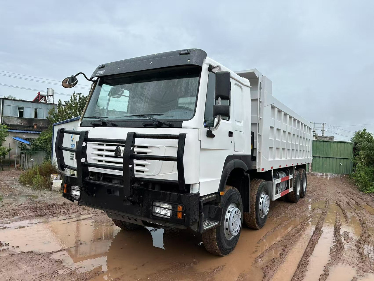 Sinotruk HOWO 371hp - Tipvogn lastbil: billede 1 Sinotruk HOWO 371hp - Tipvogn lastbil: billede 1