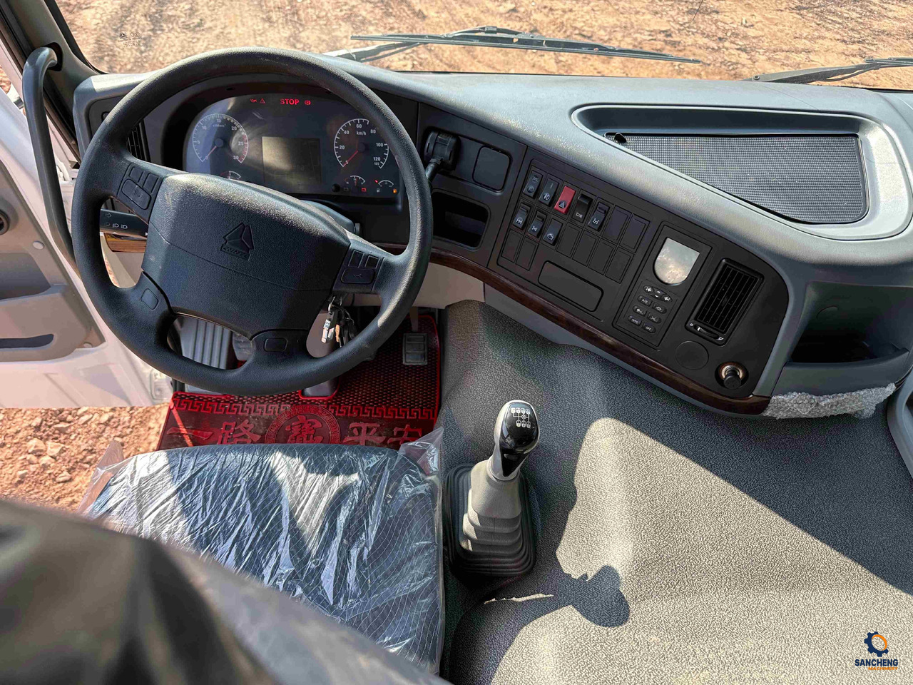 Tipvogn lastbil Sintruk HOWO 400hp 6X4: billede 14 Tipvogn lastbil Sintruk HOWO 400hp 6X4: billede 14