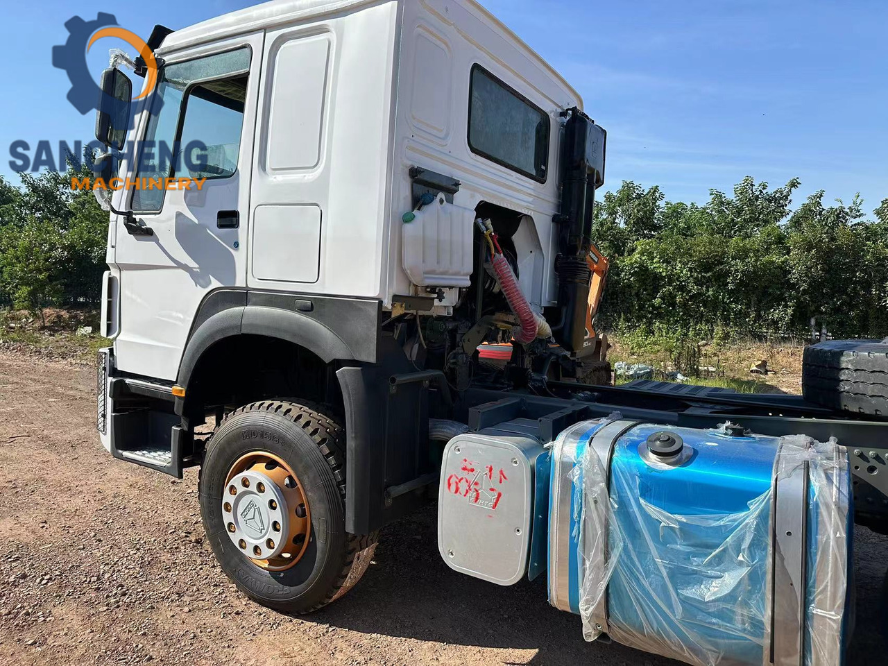 SINOTRUK HOWO Truck Head 371hp - Trækker: billede 2 SINOTRUK HOWO Truck Head 371hp - Trækker: billede 2