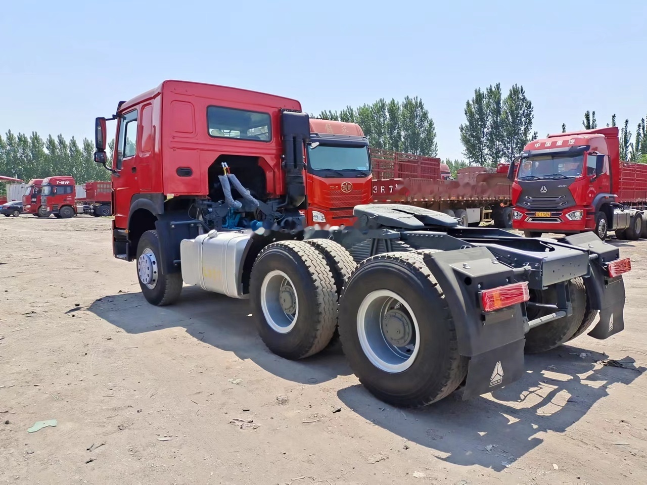 SINOTRUK Howo tractor unit 420 hp - Trækker: billede 2 SINOTRUK Howo tractor unit 420 hp - Trækker: billede 2