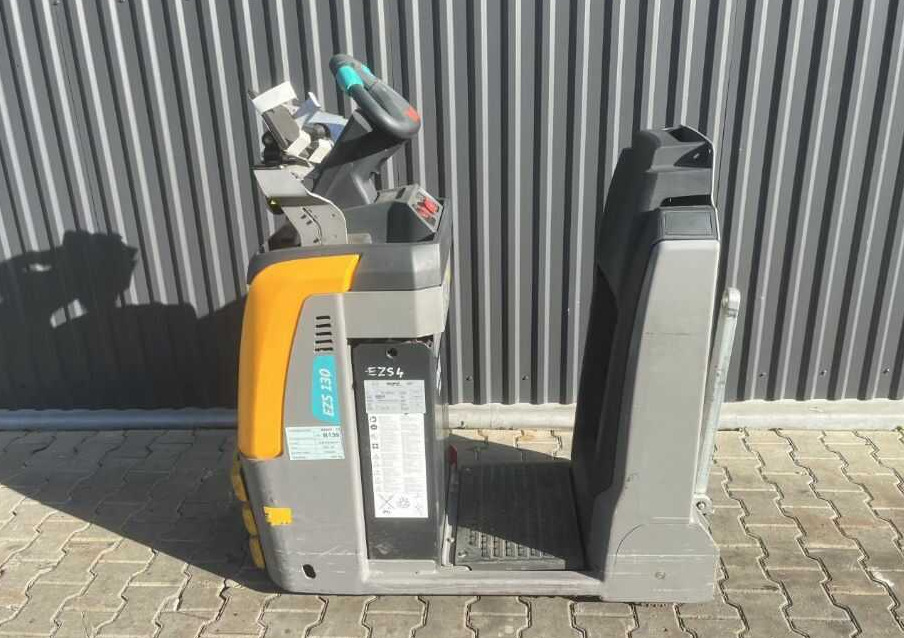 Jungheinrich EZS130 - Elektrisk trækker: billede 2 Jungheinrich EZS130 - Elektrisk trækker: billede 2
