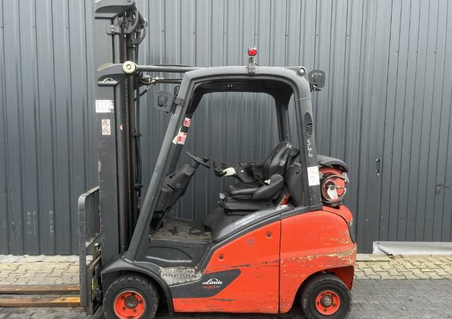 Linde H20T-01 - Gas gaffeltruck: billede 2 Linde H20T-01 - Gas gaffeltruck: billede 2