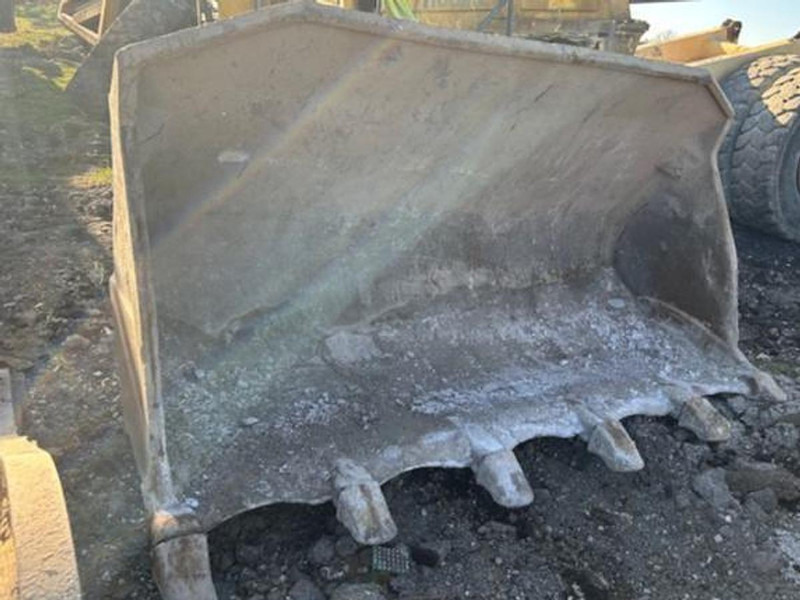 Caterpillar 973D - Læsseskovl: billede 1 Caterpillar 973D - Læsseskovl: billede 1