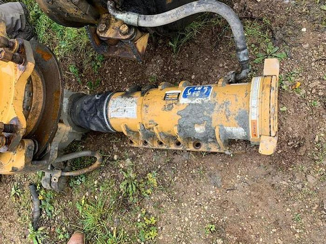 Caterpillar Cat 769 C Cat 771D and Cat 773B pour piece / for parts - - Aksel og reservedele: billede 4 Caterpillar Cat 769 C Cat 771D and Cat 773B pour piece / for parts - - Aksel og reservedele: billede 4