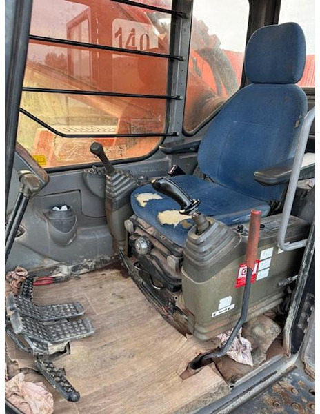 Hitachi ZX650LCH - Bæltegravemaskine: billede 5 Hitachi ZX650LCH - Bæltegravemaskine: billede 5