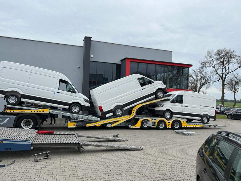 ALPHAMAX 3 AXLE TRUCK TRANSPORTER VEGA TRAILER - Biltransportør sættevogn: billede 4 ALPHAMAX 3 AXLE TRUCK TRANSPORTER VEGA TRAILER - Biltransportør sættevogn: billede 4