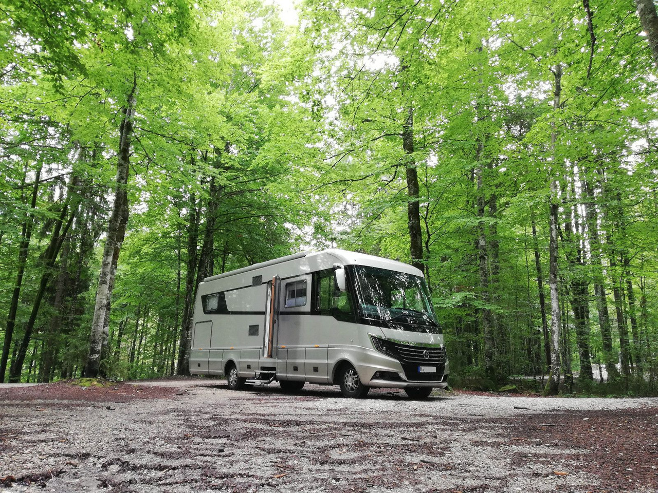 Niesmann + Bischoff Flair 880 BE - Helintegreret autocamper: billede 1 Niesmann + Bischoff Flair 880 BE - Helintegreret autocamper: billede 1