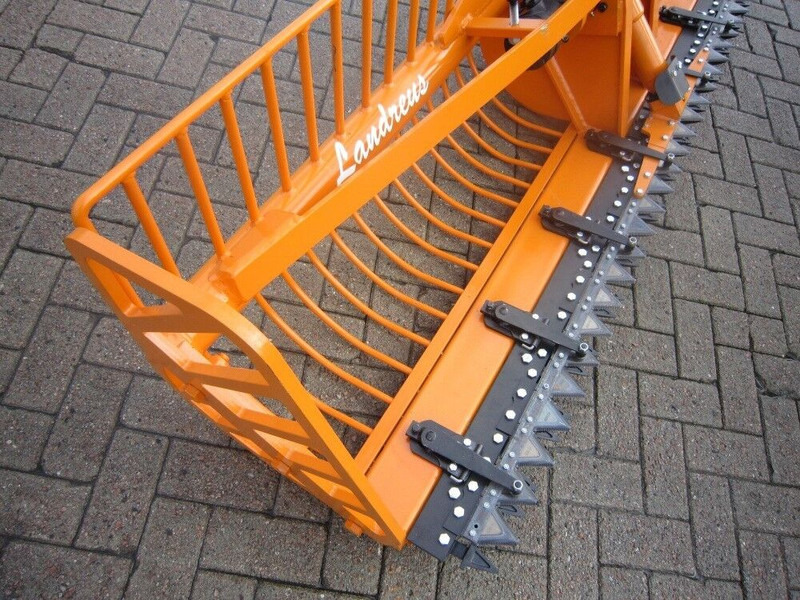 Maaikorf - Skovl: billede 2 Maaikorf - Skovl: billede 2