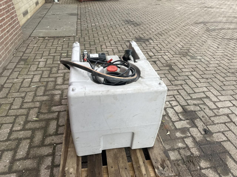 Dieseltank 200 liter - Gebruikt - Tankbil: billede 4 Dieseltank 200 liter - Gebruikt - Tankbil: billede 4