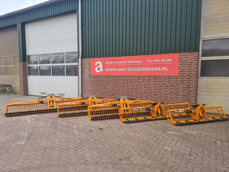 Grote vooraad maaikorfen - Skovl: billede 1 Grote vooraad maaikorfen - Skovl: billede 1