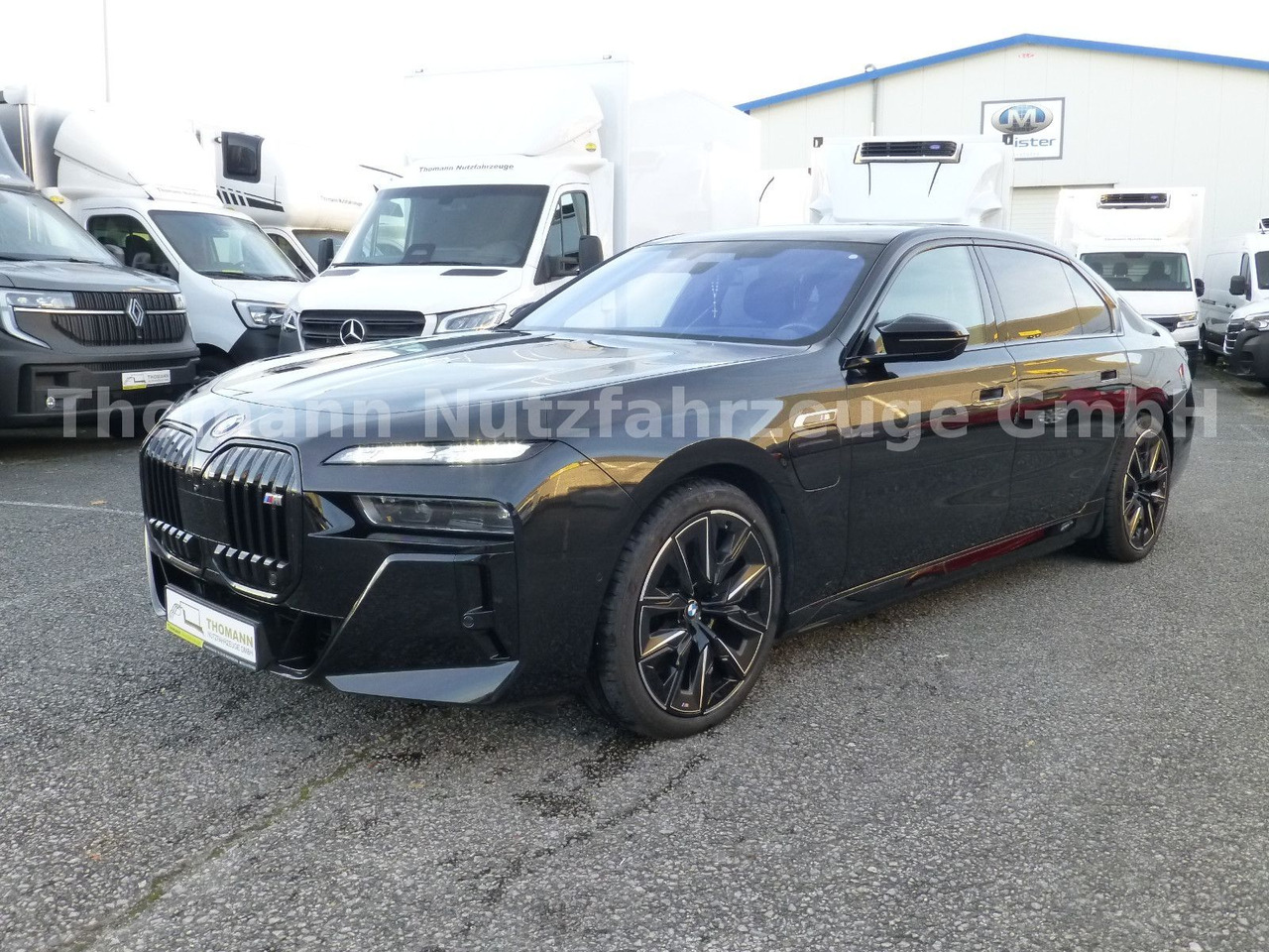 BMW M760 7 M760 e xDrive Cinema Sky Lounge 2x 21 Zol - Sedan: billede 1 BMW M760 7 M760 e xDrive Cinema Sky Lounge 2x 21 Zol - Sedan: billede 1
