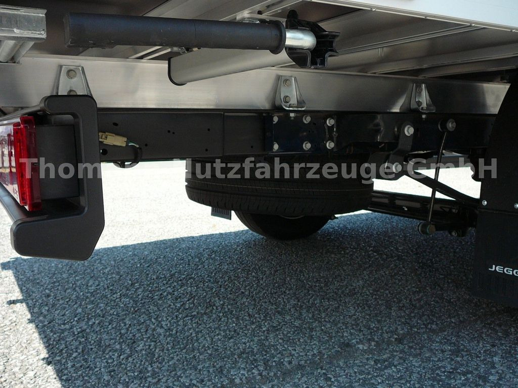 Ny Varebil med kasse Ford Transit Möbel Koffer Premium Ford Transit Möbel Koffer Premium: billede 19