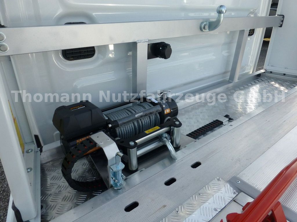 Ny Bjærgningskøretøj, Varebil Iveco DAILY 70C18 Festplateau Alu Premium Automatik: billede 16