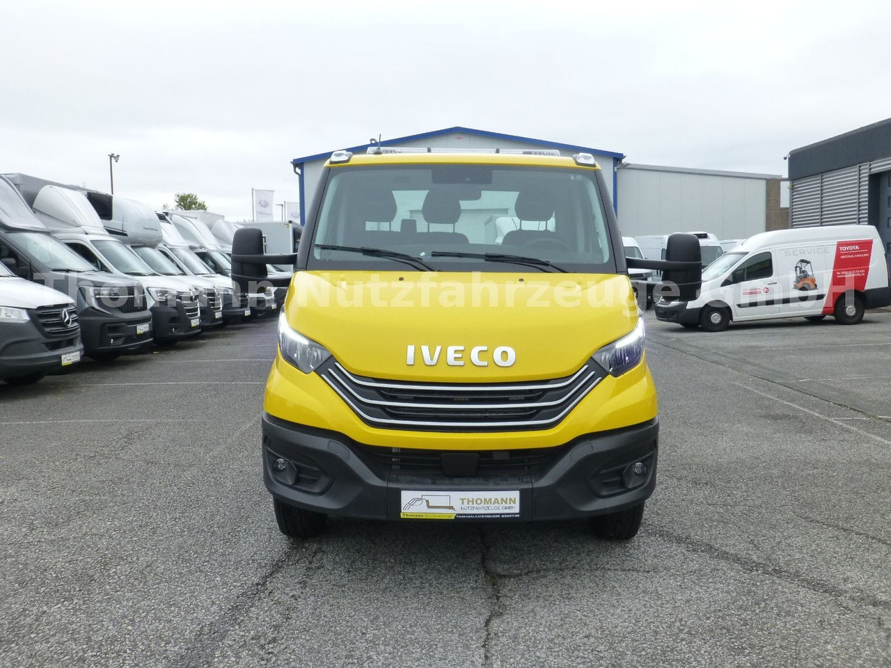 Iveco DAILY 72C18 Schiebeplateu Luftfed Navi Hubbrille - Bjærgningskøretøj: billede 3 Iveco DAILY 72C18 Schiebeplateu Luftfed Navi Hubbrille - Bjærgningskøretøj: billede 3