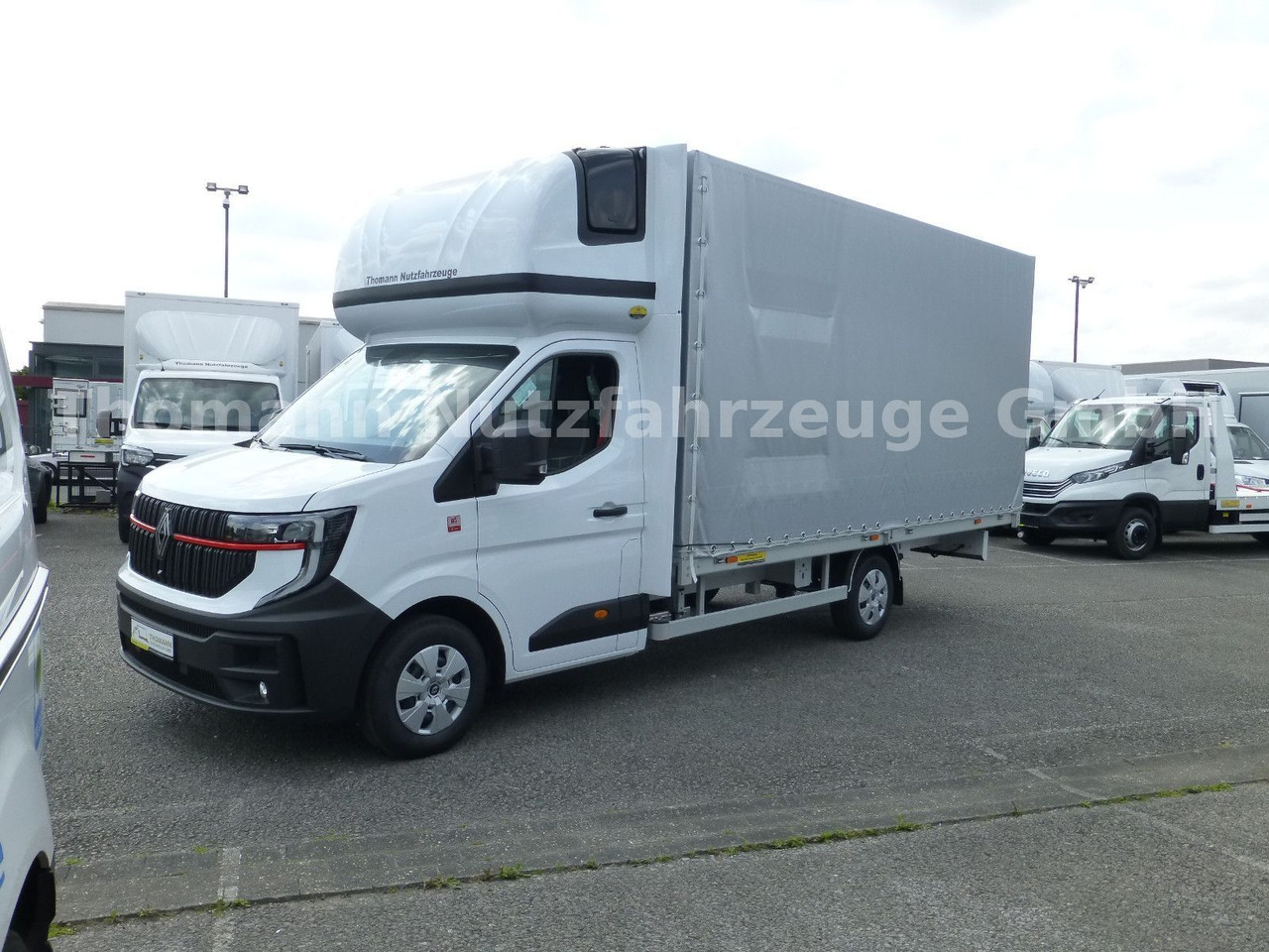 Renault NEW Master Pritsche Plane Schlafkabine - Varebil med presenning: billede 2 Renault NEW Master Pritsche Plane Schlafkabine - Varebil med presenning: billede 2