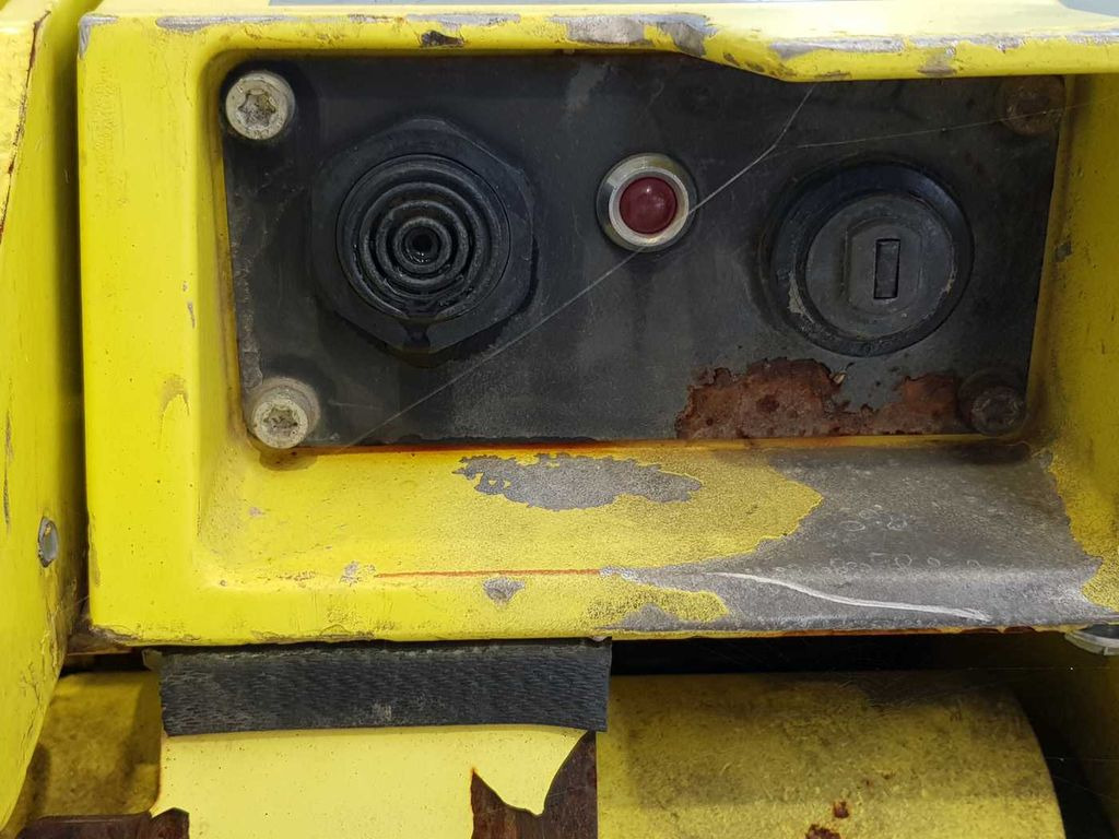 Pladevibrator Ammann APH 6530 Rüttelplatte / 539kg / 2018 / Diesel Ammann APH 6530 Rüttelplatte / 539kg / 2018 / Diesel: billede 8 Pladevibrator Ammann APH 6530 Rüttelplatte / 539kg / 2018 / Diesel Ammann APH 6530 Rüttelplatte / 539kg / 2018 / Diesel: billede 8