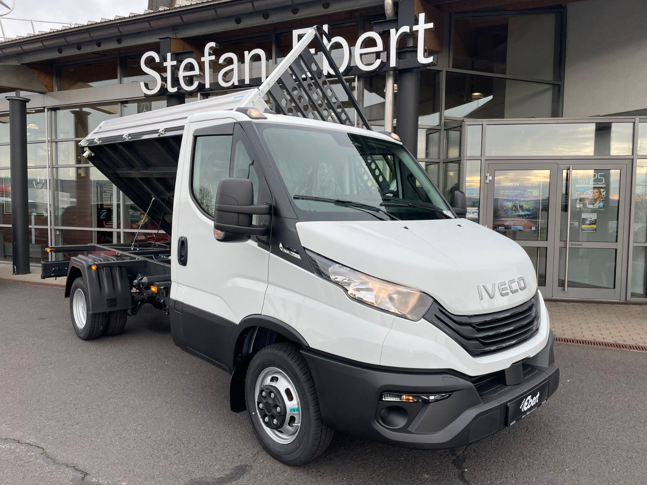 Iveco Daily 35C14 A8 *R3.450mm*Automatik* 7x vorhanden - Ladbil med tip: billede 1 Iveco Daily 35C14 A8 *R3.450mm*Automatik* 7x vorhanden - Ladbil med tip: billede 1
