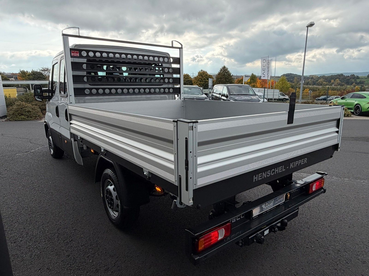 Iveco Daily 35S16 A8 *R.3450mm*Automatik*AHK*7-Sitze* - Ladbil med tip, Mandskabsbil: billede 4 Iveco Daily 35S16 A8 *R.3450mm*Automatik*AHK*7-Sitze* - Ladbil med tip, Mandskabsbil: billede 4