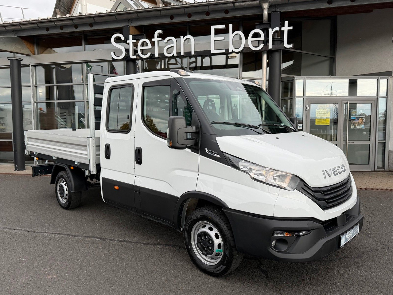 Iveco Daily 35S16 A8 *R.3450mm*Automatik*AHK*7-Sitze* - Ladbil med tip, Mandskabsbil: billede 1 Iveco Daily 35S16 A8 *R.3450mm*Automatik*AHK*7-Sitze* - Ladbil med tip, Mandskabsbil: billede 1