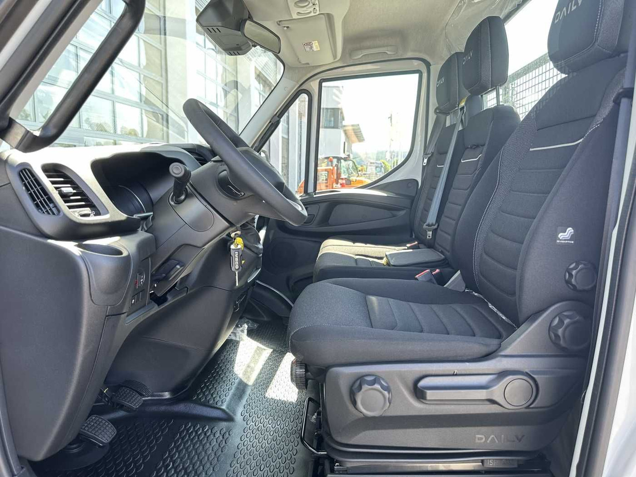 Ladbil med tip Iveco Daily 60C18H Kipper *R3.450mm*Kamera*2xAHK*: billede 9