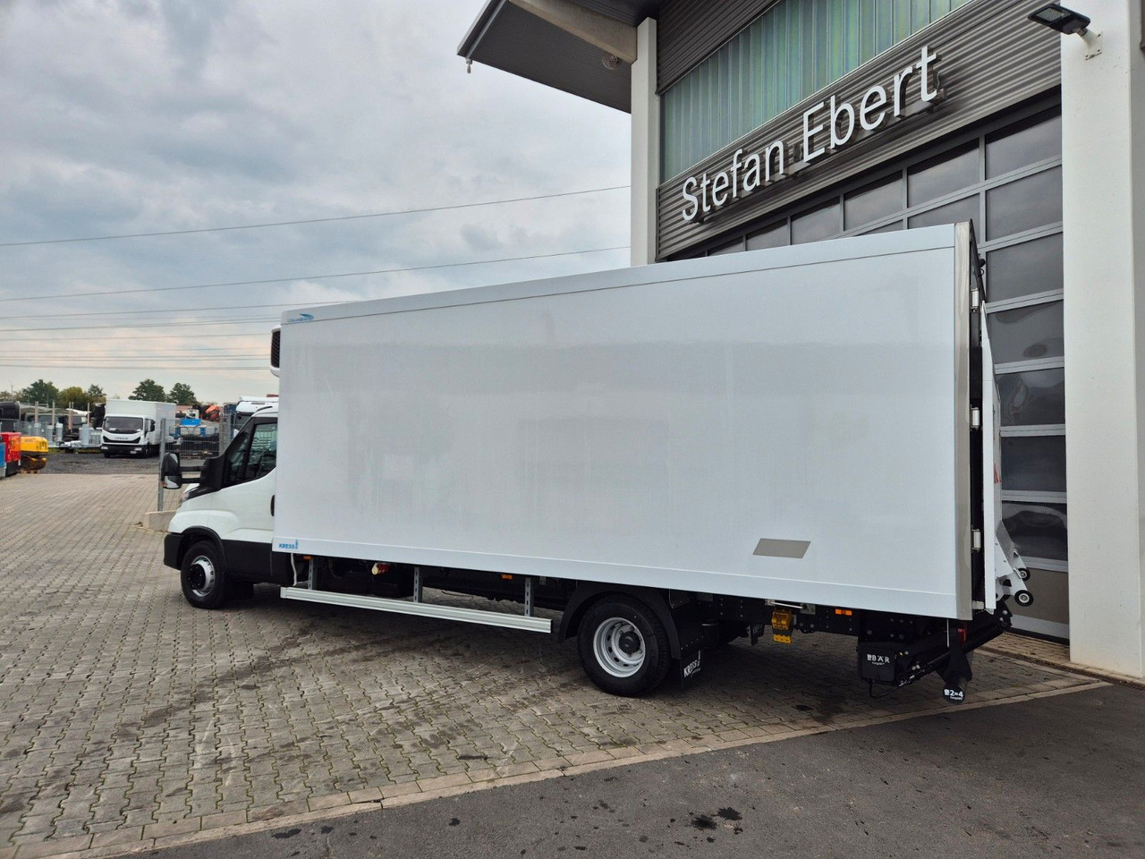 Iveco Daily 70C18 A8 3.0L *R5.100mm*LBW*Luft*Automatik - Kølebil: billede 4 Iveco Daily 70C18 A8 3.0L *R5.100mm*LBW*Luft*Automatik - Kølebil: billede 4