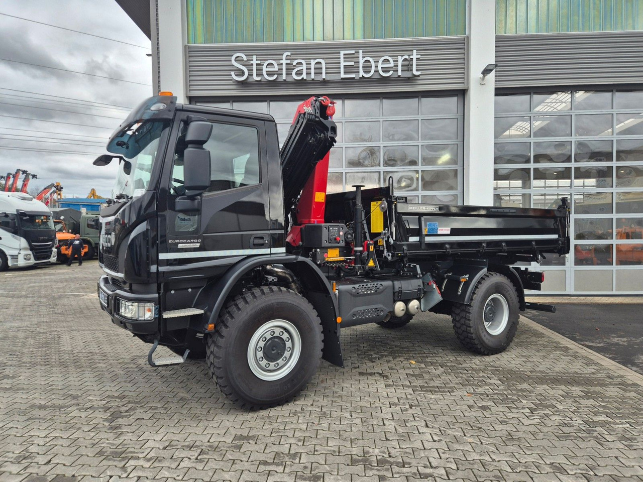 Iveco Eurocargo ML150E32WS 4x4 Kran HMF 1130K Funk AHK - Tipvogn lastbil, Lastbil med kran: billede 5 Iveco Eurocargo ML150E32WS 4x4 Kran HMF 1130K Funk AHK - Tipvogn lastbil, Lastbil med kran: billede 5
