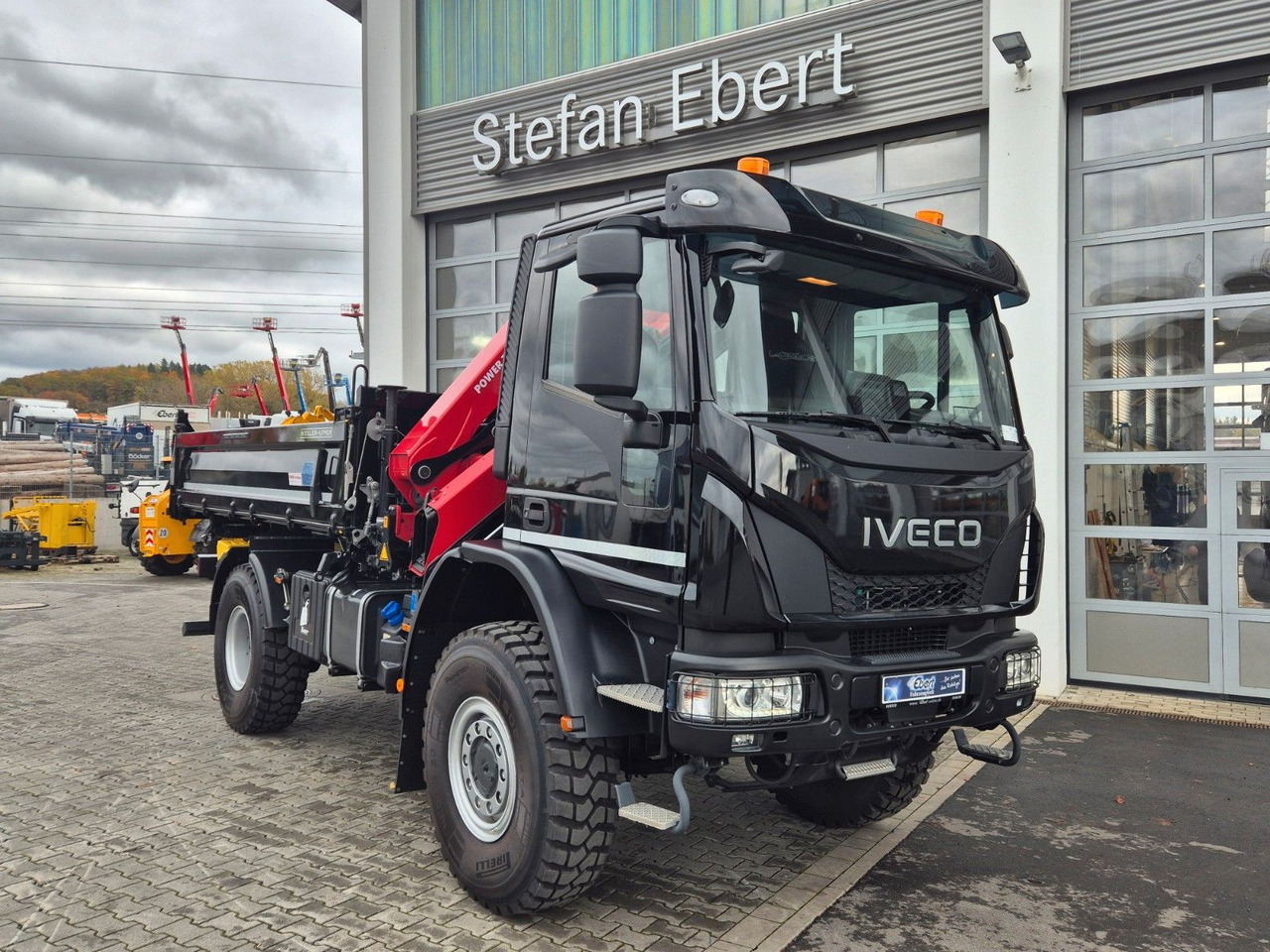 Iveco Eurocargo ML150E32WS 4x4 Kran HMF 1130K Funk AHK - Tipvogn lastbil, Lastbil med kran: billede 5 Iveco Eurocargo ML150E32WS 4x4 Kran HMF 1130K Funk AHK - Tipvogn lastbil, Lastbil med kran: billede 5