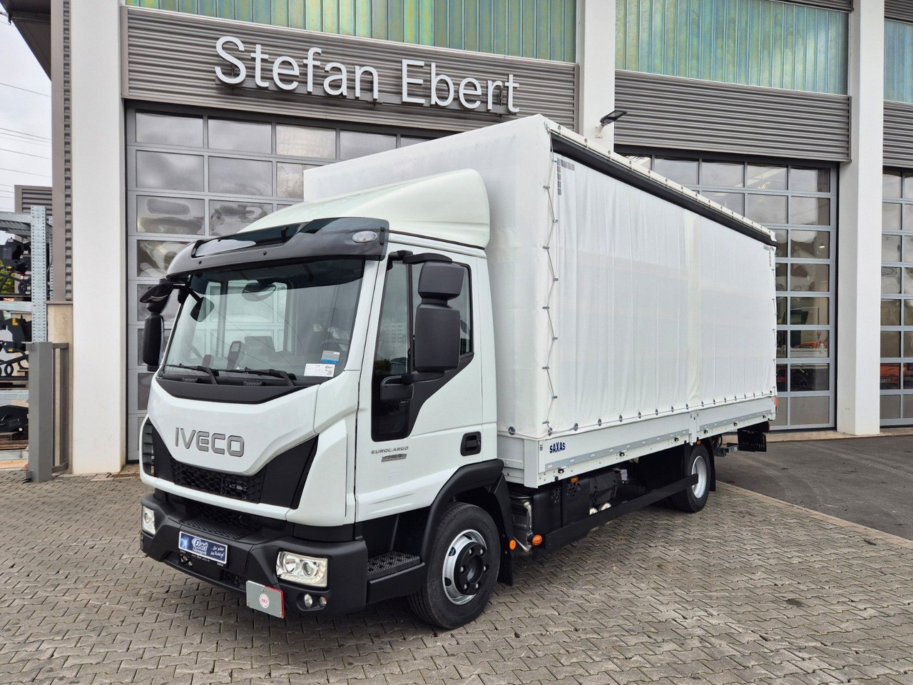 Iveco Eurocargo ML75E19/P LBW  Spoiler Klima 3 Sitze - Varebil med presenning: billede 1 Iveco Eurocargo ML75E19/P LBW  Spoiler Klima 3 Sitze - Varebil med presenning: billede 1