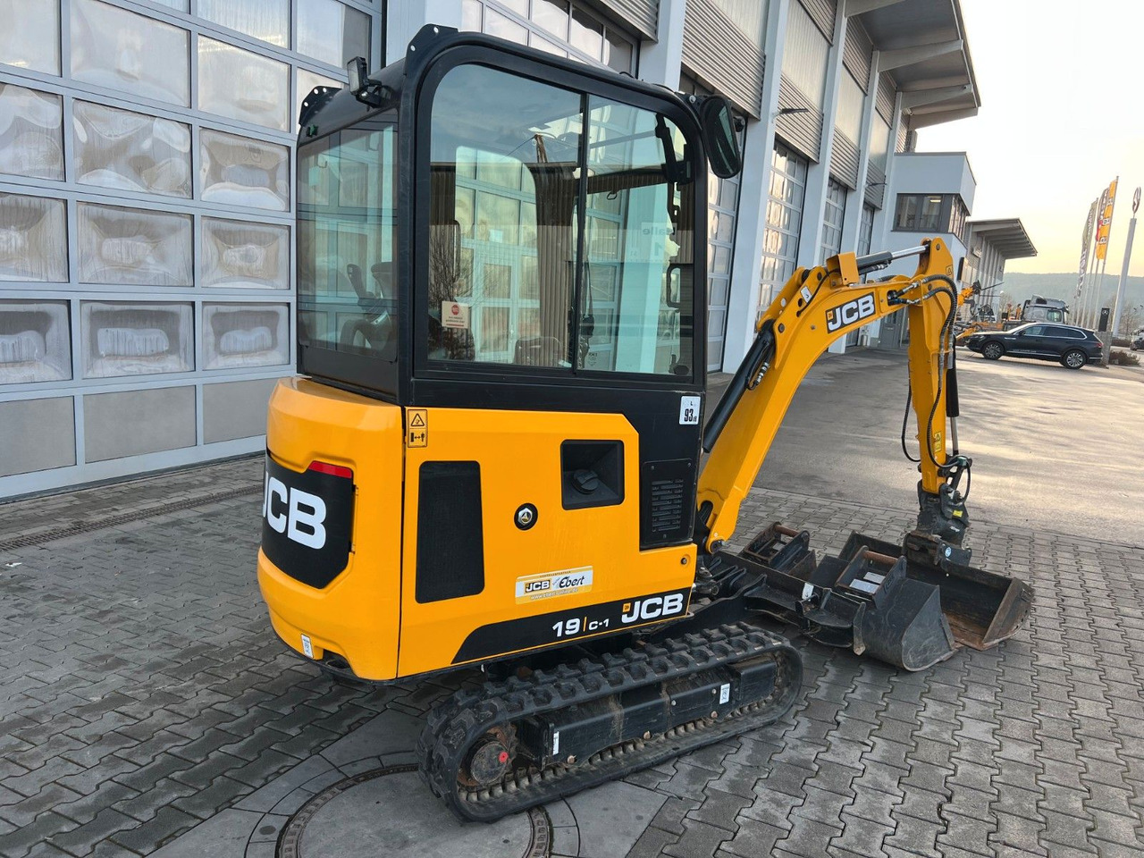 JCB 19C-1 / nur 504h! / Powertilt / 2022 - Minigravemaskine: billede 4 JCB 19C-1 / nur 504h! / Powertilt / 2022 - Minigravemaskine: billede 4