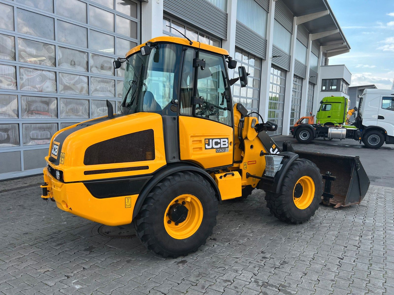 JCB 407 SV / nur 268h! / Klappschaufel & Gabel - Gummihjulslæsser: billede 3 JCB 407 SV / nur 268h! / Klappschaufel & Gabel - Gummihjulslæsser: billede 3