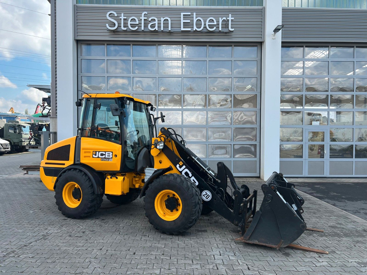JCB 407 SV / nur 268h! / Klappschaufel & Gabel - Gummihjulslæsser: billede 1 JCB 407 SV / nur 268h! / Klappschaufel & Gabel - Gummihjulslæsser: billede 1