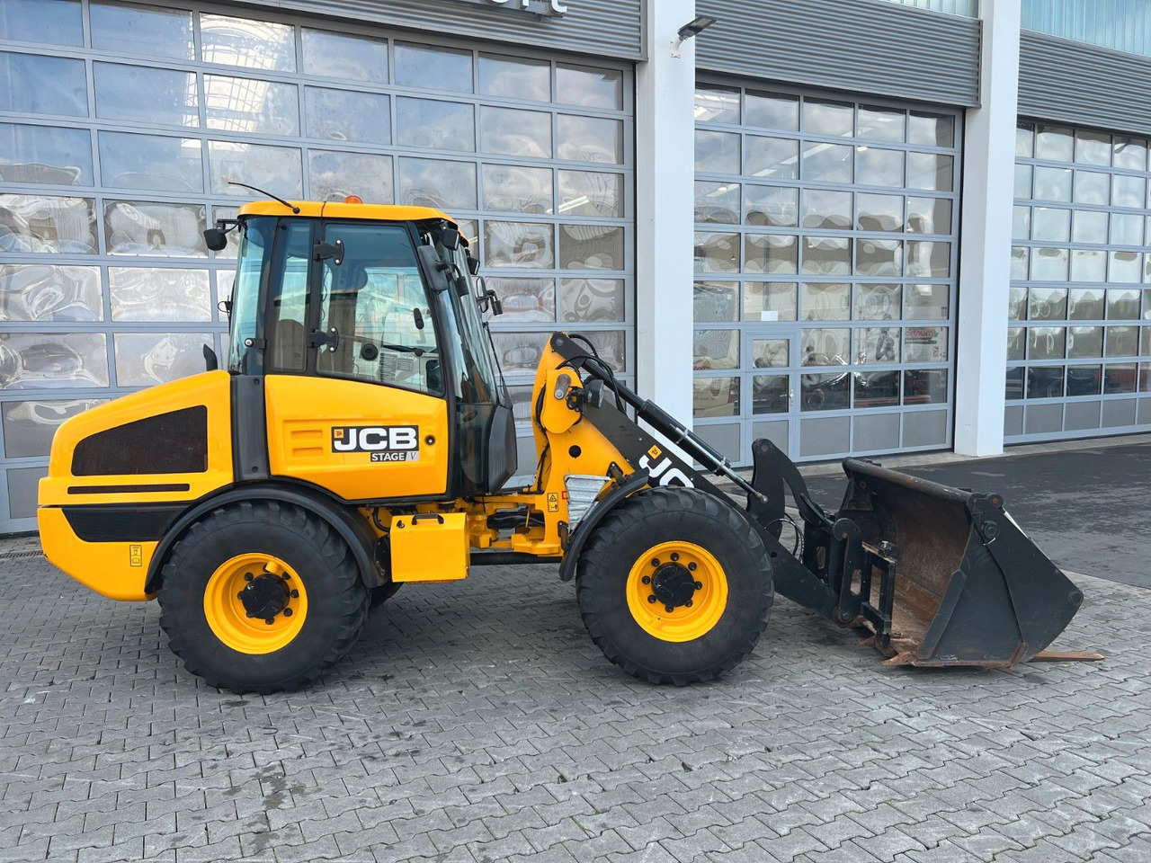 JCB 407 SV / nur 268h! / Klappschaufel & Gabel - Gummihjulslæsser: billede 2 JCB 407 SV / nur 268h! / Klappschaufel & Gabel - Gummihjulslæsser: billede 2