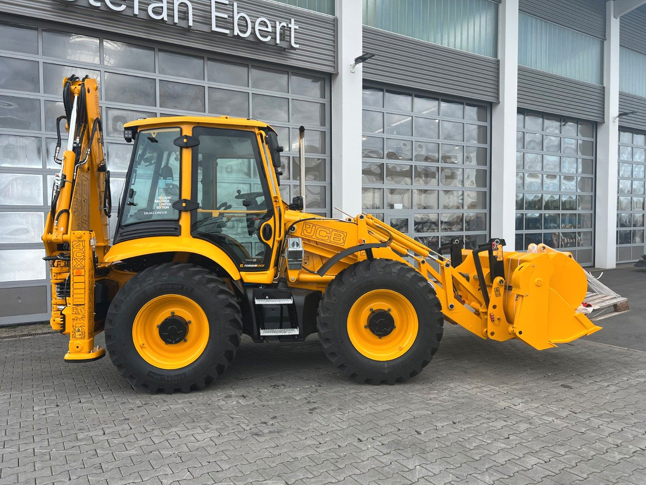 JCB 4CX / Klappschaufel / Dual Drive / Sonderedition - Gravelæssemaskine: billede 2 JCB 4CX / Klappschaufel / Dual Drive / Sonderedition - Gravelæssemaskine: billede 2