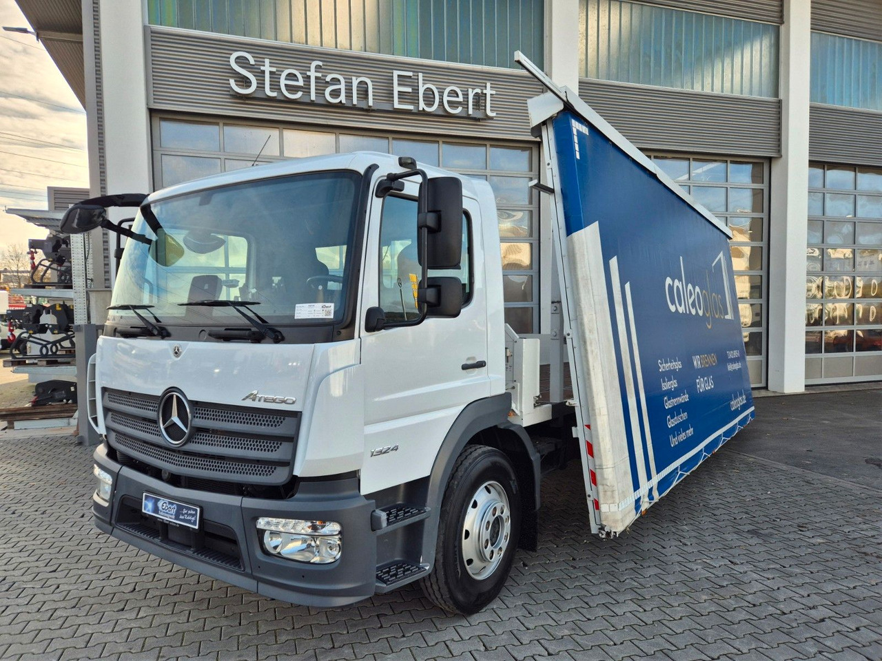 Mercedes-Benz Atego 1324 L Glaswand Heckkran PK10002 SH Funk - Lastbil, Lastbil med kran: billede 2 Mercedes-Benz Atego 1324 L Glaswand Heckkran PK10002 SH Funk - Lastbil, Lastbil med kran: billede 2