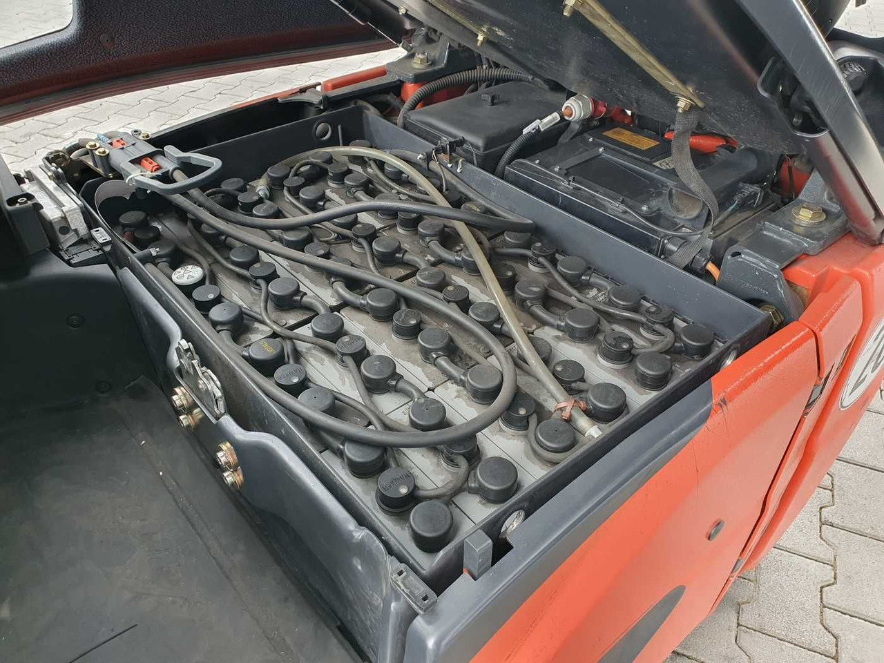 El gaffeltruck Linde E14 - 02 / Triplex: 4.00m! / SS / nur 2.119h!: billede 14 El gaffeltruck Linde E14 - 02 / Triplex: 4.00m! / SS / nur 2.119h!: billede 14