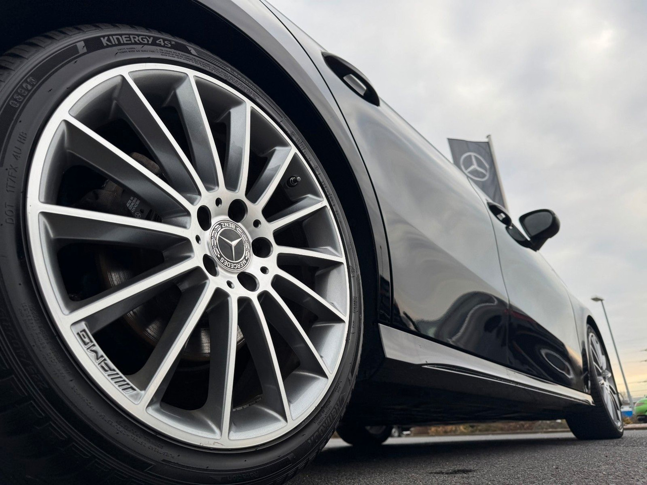 Mercedes-Benz A 200 AMG 19"+Ambiente+R-Kamera+Pano+LED+MBUX - Sedan: billede 5 Mercedes-Benz A 200 AMG 19"+Ambiente+R-Kamera+Pano+LED+MBUX - Sedan: billede 5