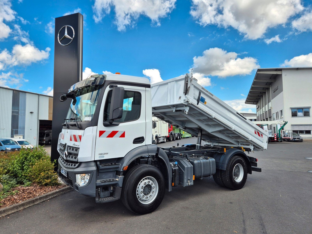 Mercedes-Benz Arocs 1935 K 4x2 Meiller AHK Navi PPC Klima - Tipvogn lastbil: billede 5 Mercedes-Benz Arocs 1935 K 4x2 Meiller AHK Navi PPC Klima - Tipvogn lastbil: billede 5