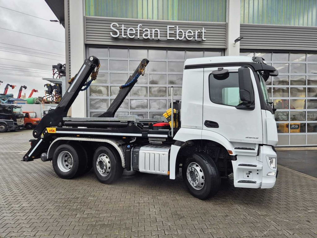 Mercedes-Benz Arocs 2543 L 6x2/4 Hiab TS 2018 TAZ Funk Mercedes-Benz Arocs 2543 L 6x2/4 Hiab TS 2018 TAZ Funk - Liftdumper lastbil: billede 4 Mercedes-Benz Arocs 2543 L 6x2/4 Hiab TS 2018 TAZ Funk Mercedes-Benz Arocs 2543 L 6x2/4 Hiab TS 2018 TAZ Funk - Liftdumper lastbil: billede 4