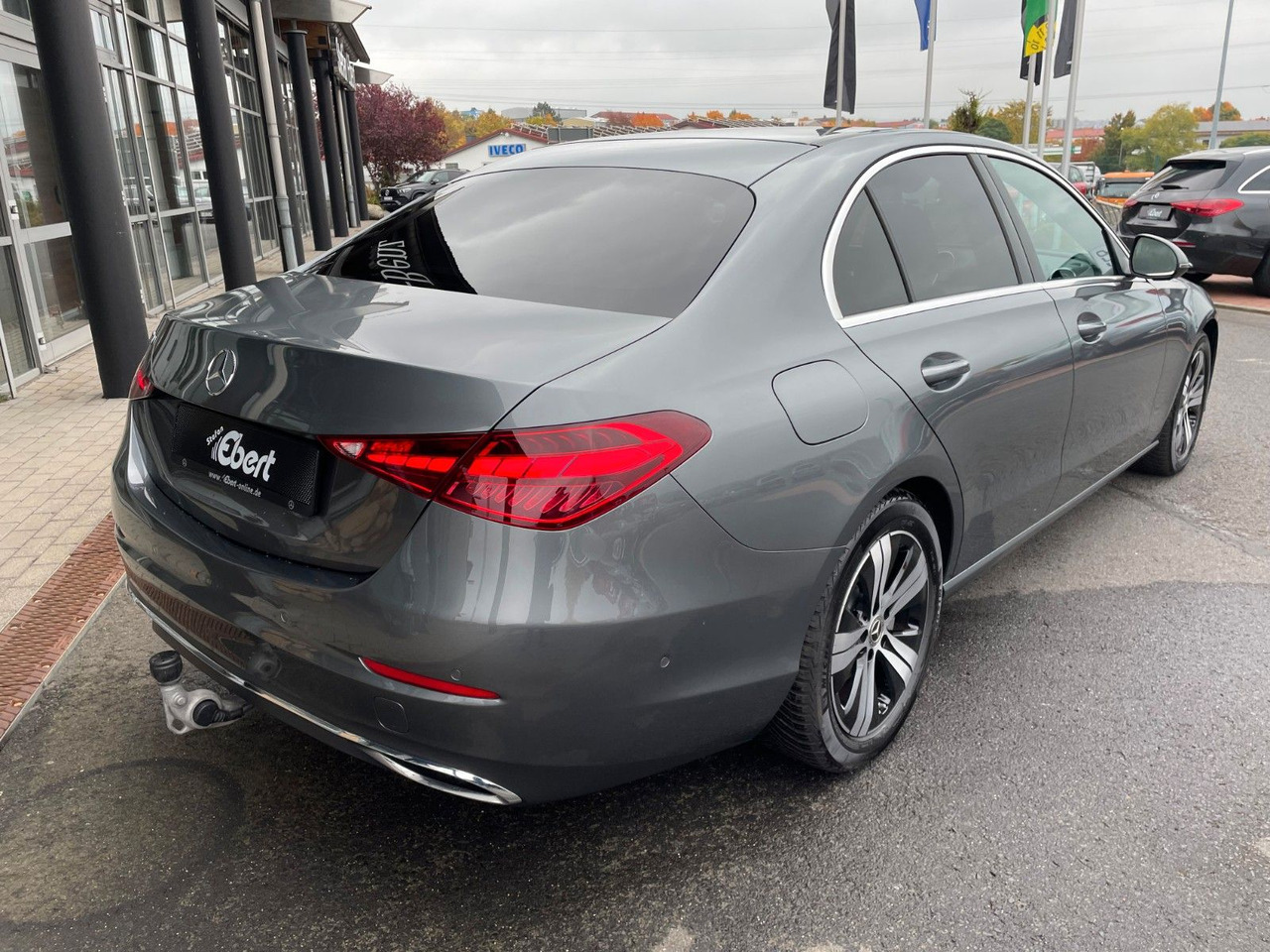 Mercedes-Benz C 180 AVANTGARDE R-Kamera+AHK+TOTW+Ambiente - Sedan: billede 4 Mercedes-Benz C 180 AVANTGARDE R-Kamera+AHK+TOTW+Ambiente - Sedan: billede 4