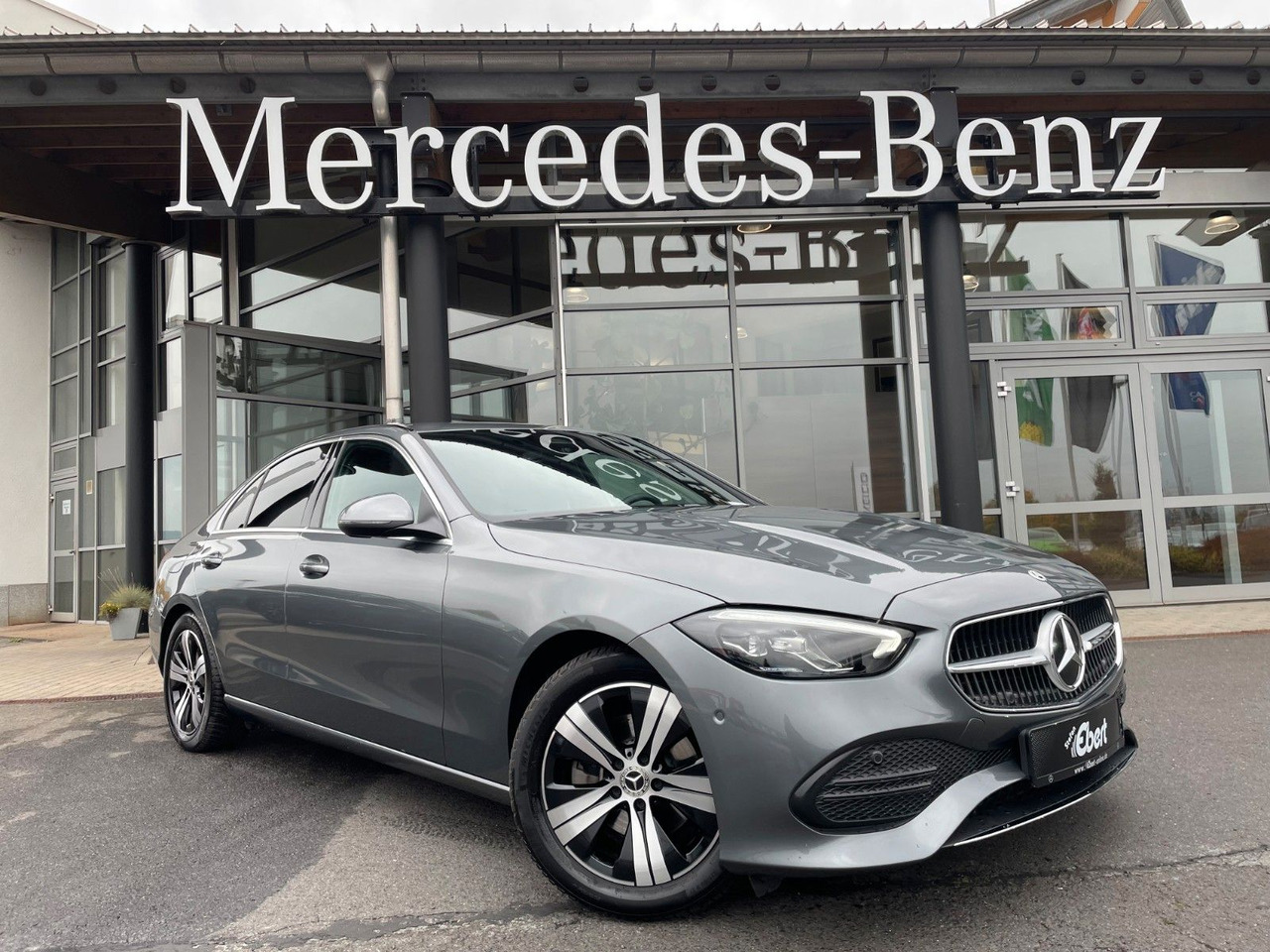 Mercedes-Benz C 180 AVANTGARDE R-Kamera+AHK+TOTW+Ambiente - Sedan: billede 1 Mercedes-Benz C 180 AVANTGARDE R-Kamera+AHK+TOTW+Ambiente - Sedan: billede 1