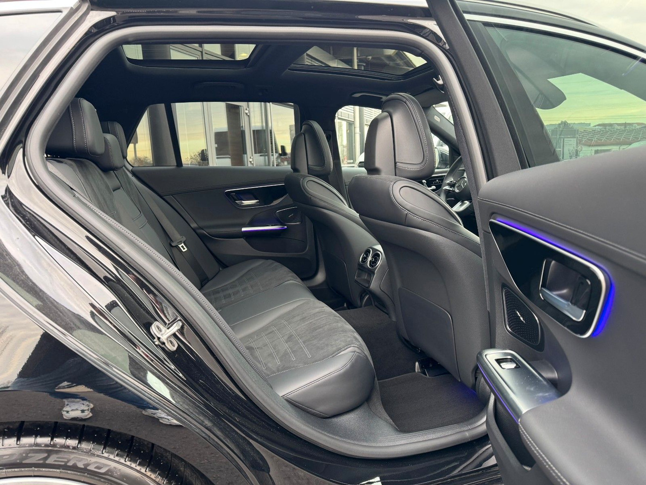 Mercedes-Benz C 200d T AMG+Pano+AHK+Distr+Digital+360 - Stationcar: billede 5 Mercedes-Benz C 200d T AMG+Pano+AHK+Distr+Digital+360 - Stationcar: billede 5