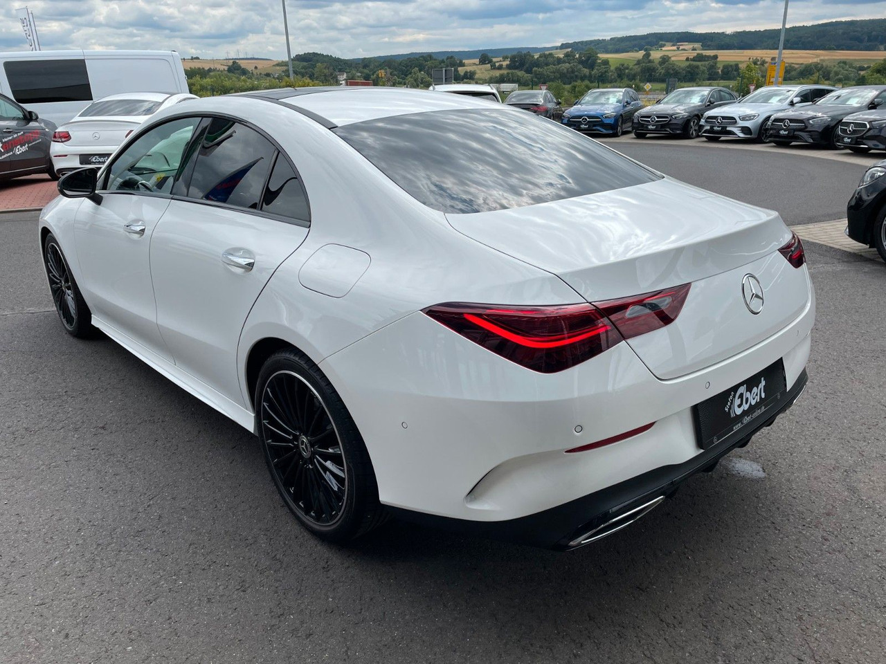 Mercedes-Benz CLA 200 AMG Pano+R-Kamera+19" - Coupé: billede 3 Mercedes-Benz CLA 200 AMG Pano+R-Kamera+19" - Coupé: billede 3