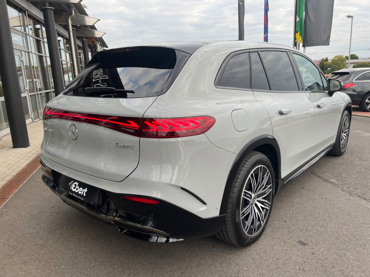 Mercedes-Benz EQS SUV 580 AMG DigL+AIR+HUD+Hyper+Burm+Pano - SUV: billede 4 Mercedes-Benz EQS SUV 580 AMG DigL+AIR+HUD+Hyper+Burm+Pano - SUV: billede 4