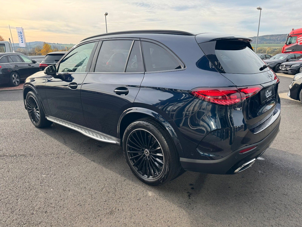 Mercedes-Benz GLC 300 4M+AMG+Pano+Burm+360+Memory - SUV: billede 3 Mercedes-Benz GLC 300 4M+AMG+Pano+Burm+360+Memory - SUV: billede 3