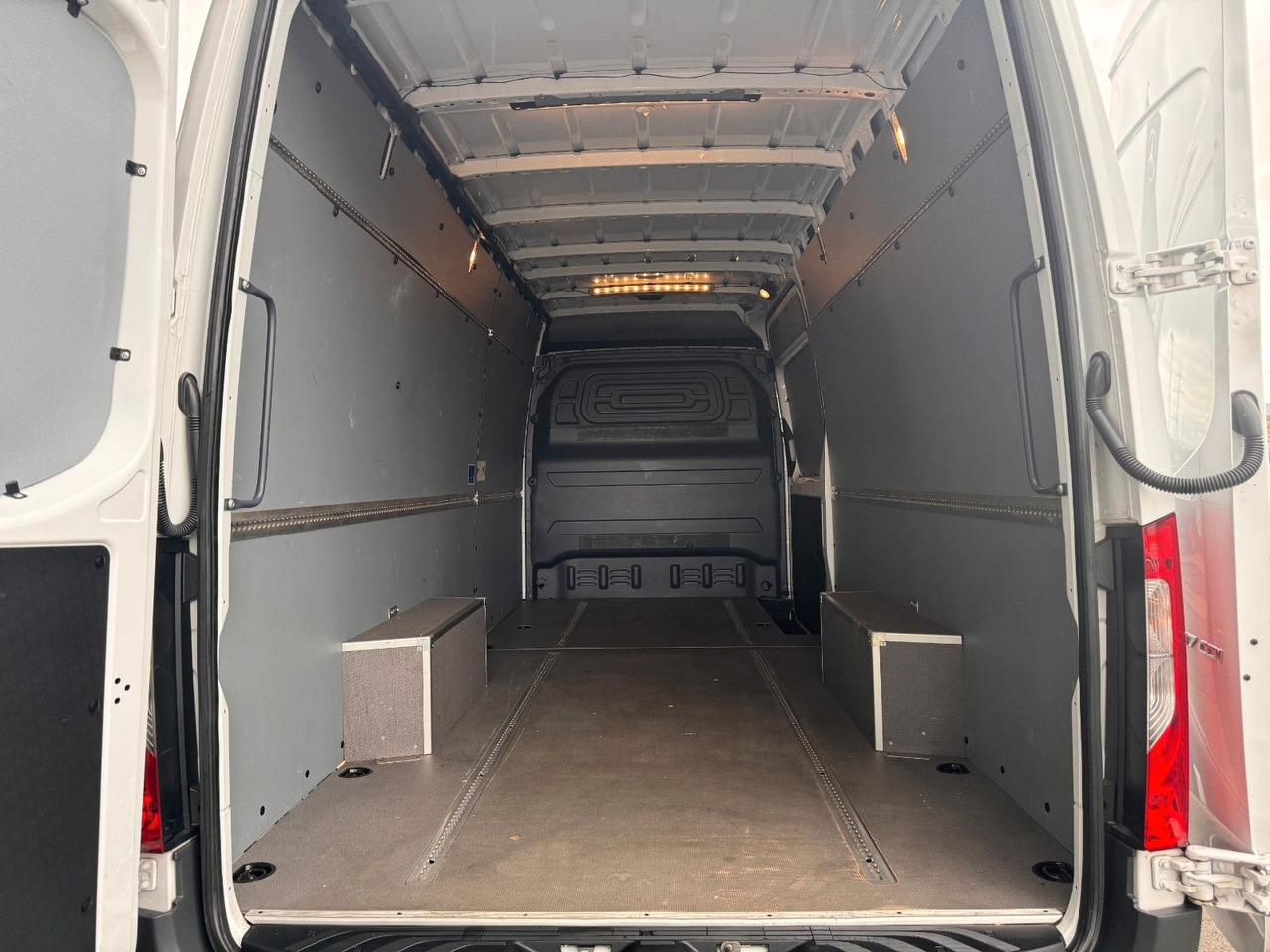 Mercedes-Benz Sprinter 317 CDI 4325 Klima 360 Schwing SHZ - Varevogn: billede 5 Mercedes-Benz Sprinter 317 CDI 4325 Klima 360 Schwing SHZ - Varevogn: billede 5