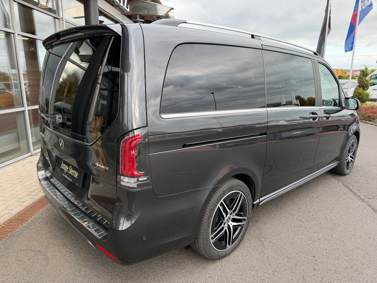 Mercedes-Benz V 300 d 4MATIC EXCLUSIVE AMG Panorama Standheiz - Stationcar: billede 4 Mercedes-Benz V 300 d 4MATIC EXCLUSIVE AMG Panorama Standheiz - Stationcar: billede 4