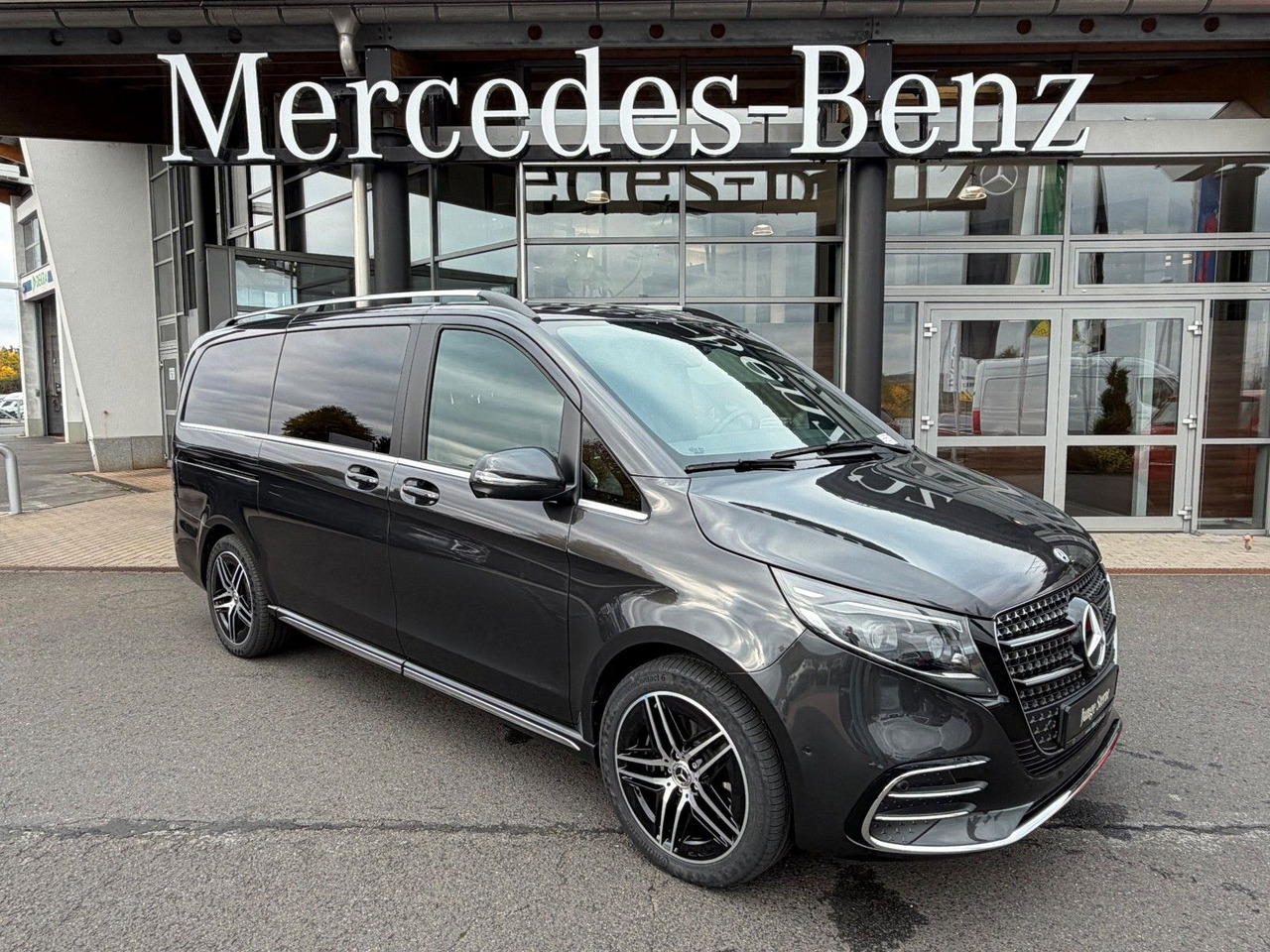 Mercedes-Benz V 300 d 4MATIC EXCLUSIVE AMG Panorama Standheiz - Stationcar: billede 1 Mercedes-Benz V 300 d 4MATIC EXCLUSIVE AMG Panorama Standheiz - Stationcar: billede 1