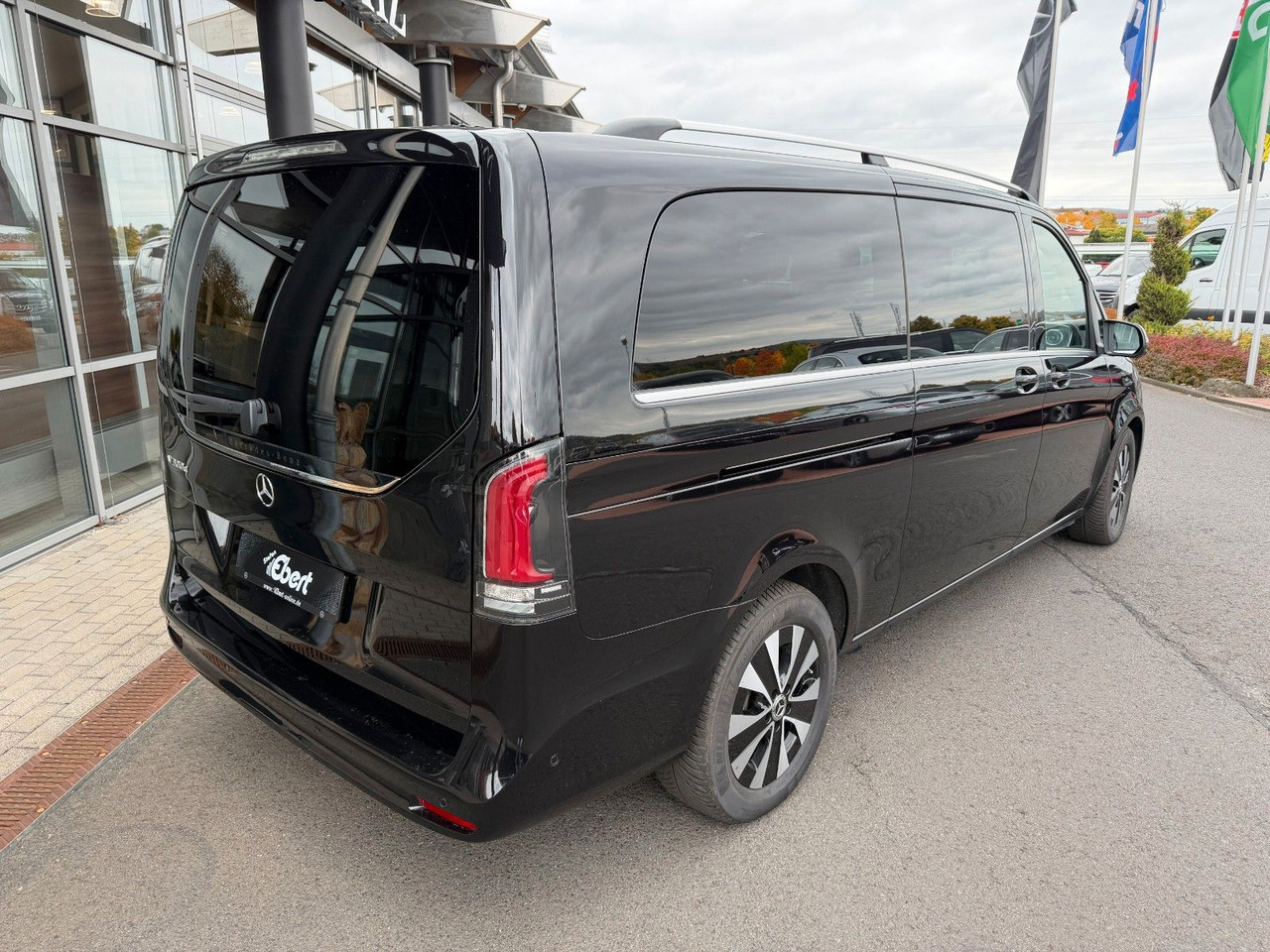 Mercedes-Benz V 300 d AVANTGARDE Extralang 360Kamera Standh - Stationcar: billede 4 Mercedes-Benz V 300 d AVANTGARDE Extralang 360Kamera Standh - Stationcar: billede 4