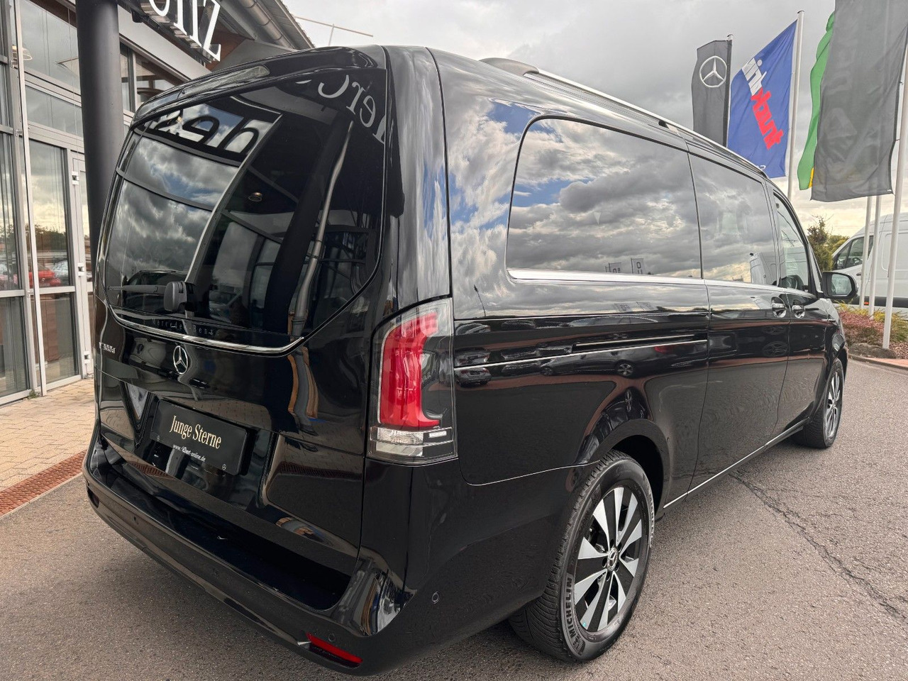 Mercedes-Benz V 300 d AVANTGARDE Extralang 360Kamera Standheiz - Stationcar: billede 4 Mercedes-Benz V 300 d AVANTGARDE Extralang 360Kamera Standheiz - Stationcar: billede 4